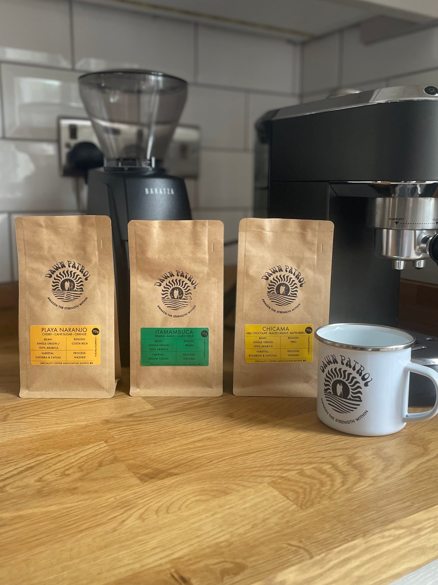 The Americas Coffee 3 x 70g Sample Bags plus Enamel Mug